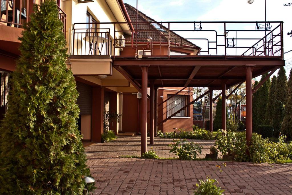 Pensiunea Vlad Home Temesvár Kültér fotó